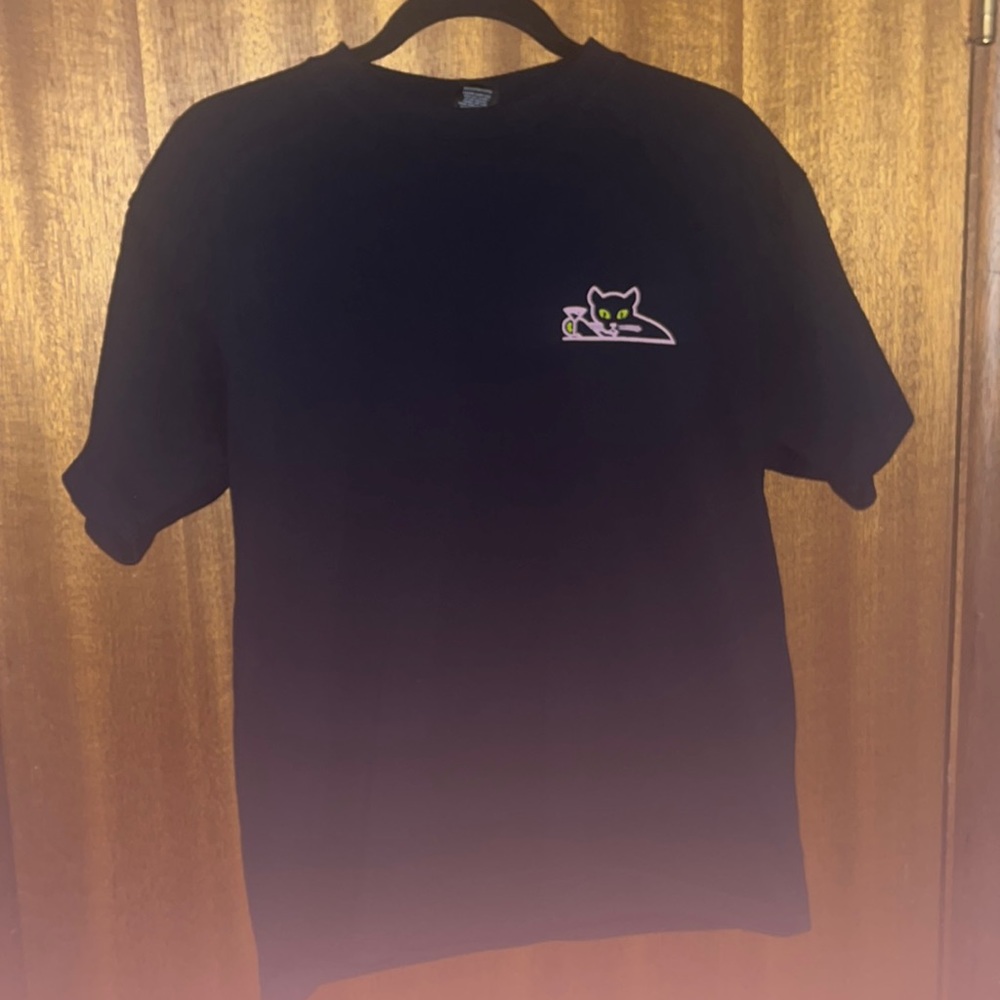 Small obey shirt